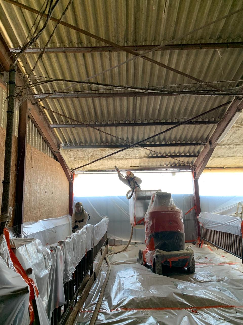 Isolation projetée polyuréthane - chantier Top'Isol